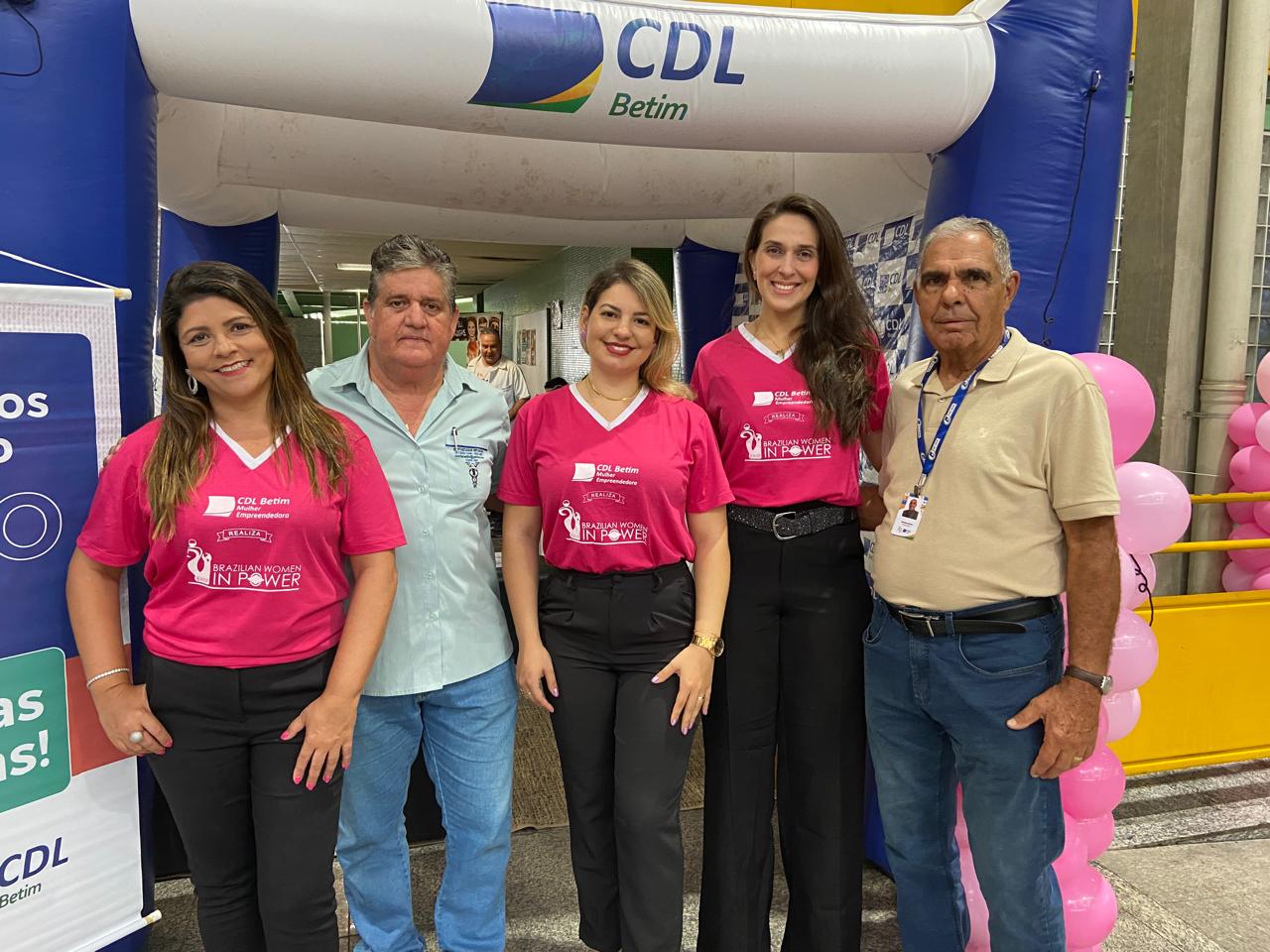 Mulheres que Constroem o Varejo participam de homenagem na Prefeitura